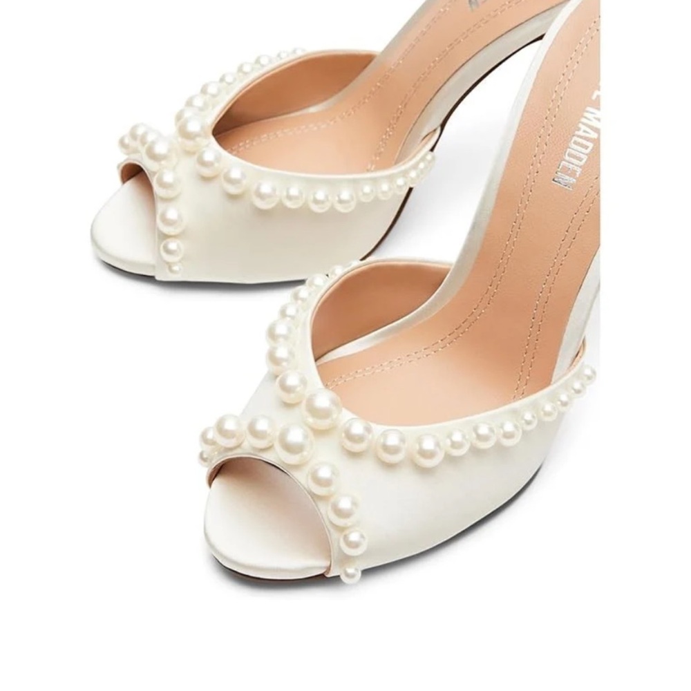 Steve Madden Pearl Priya Peep-Toe Heels